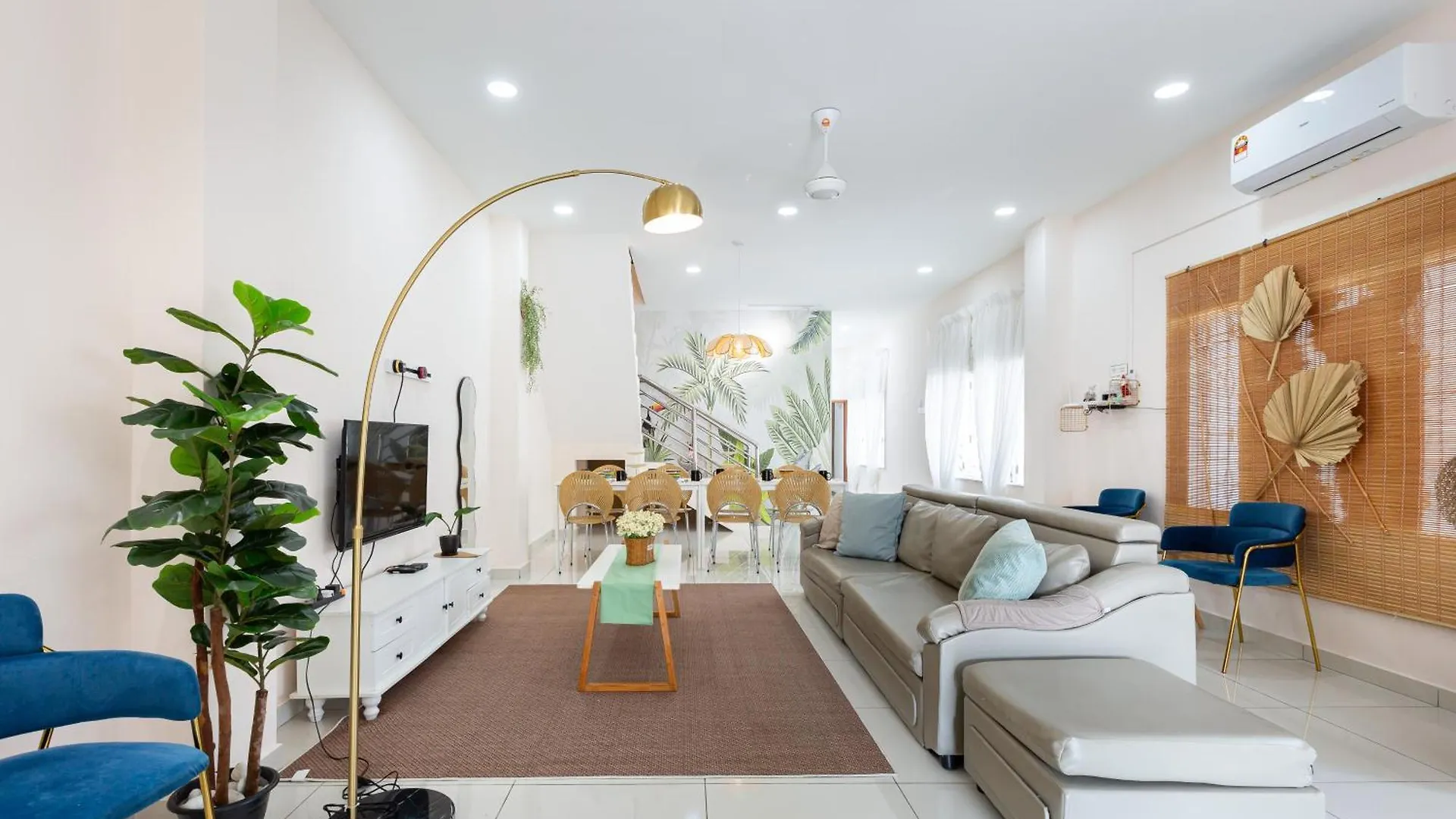 45Georgetown Multi Family Corner Lot Free Parking Food Convenience Stores Nearby ماليزيا